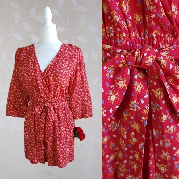 Madewell Red Floral Faux Wrap Romper Shorts Tie Waist | Retro French Girl Style - Picture 1 of 16